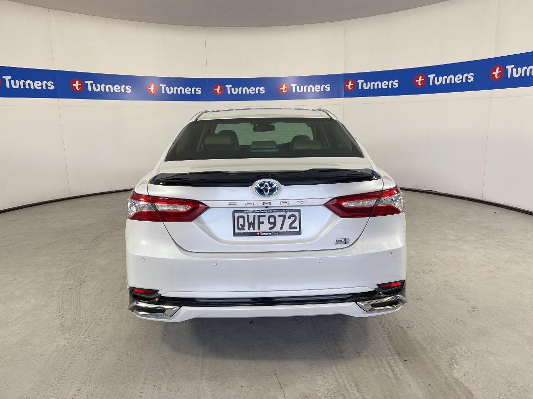 Photo '6' of Toyota Camry Photo '6' of Toyota Camry