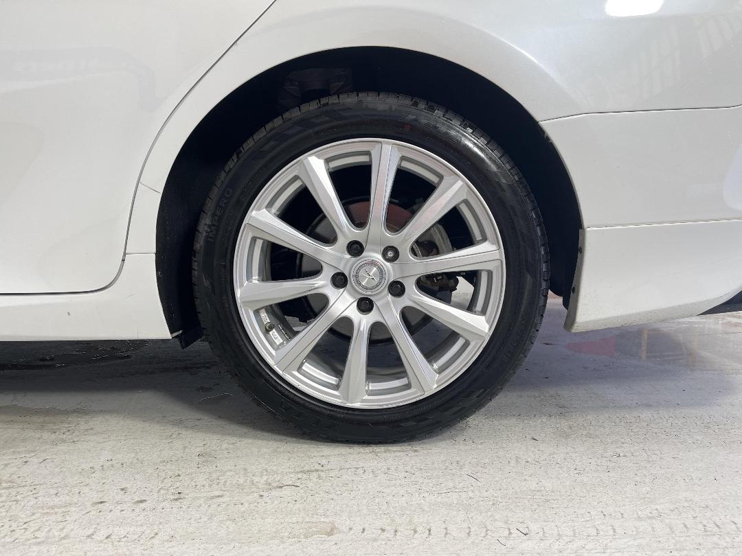 Photo '11' of Toyota Camry Photo '11' of Toyota Camry