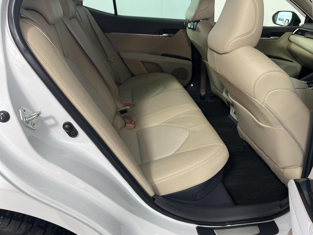 Photo '20' of Toyota Camry Photo '20' of Toyota Camry