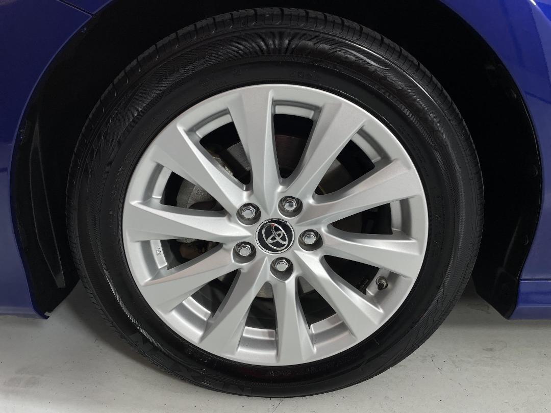 Photo '10' of Toyota Camry Photo '10' of Toyota Camry