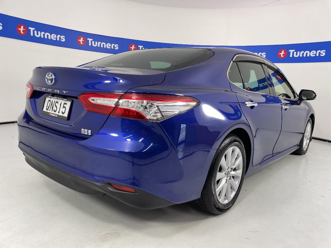 Photo '7' of Toyota Camry Photo '7' of Toyota Camry