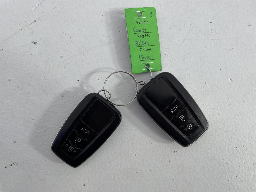 Photo '22' of Toyota Camry Photo '22' of Toyota Camry