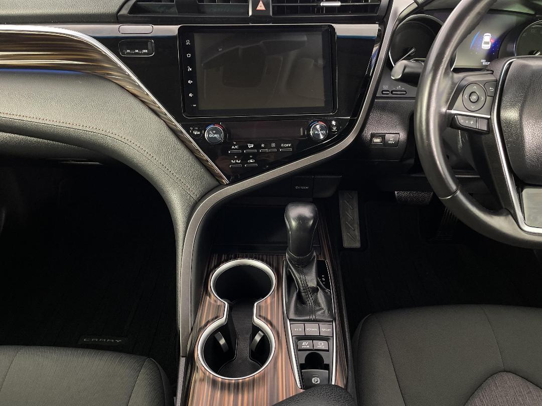 Photo '18' of Toyota Camry Photo '18' of Toyota Camry