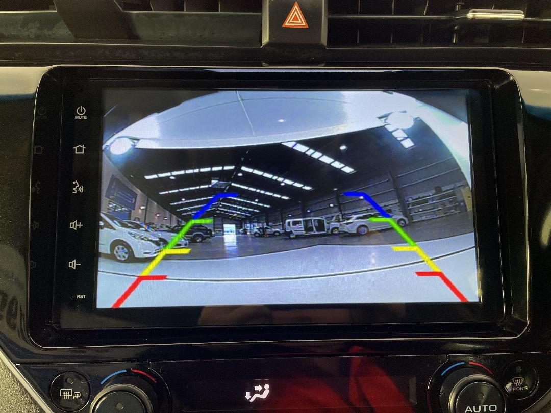 Photo '28' of Toyota Camry Photo '28' of Toyota Camry