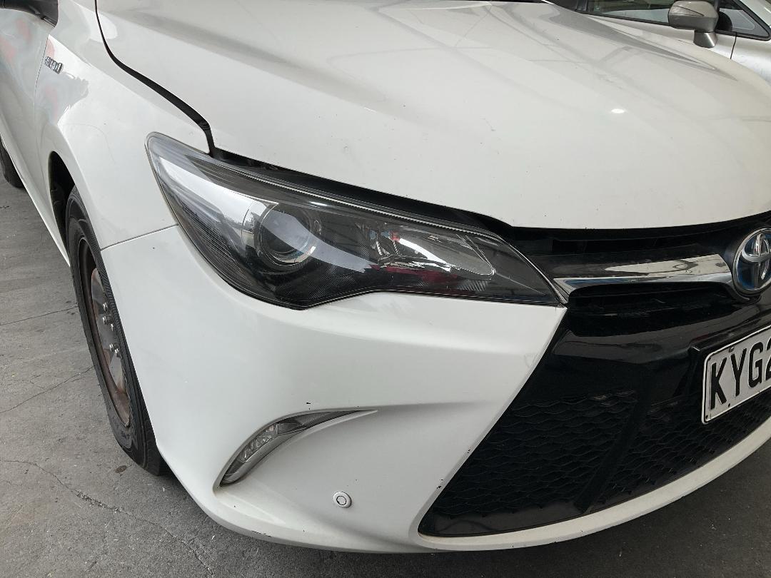 Photo '8' of Toyota Camry Atara S