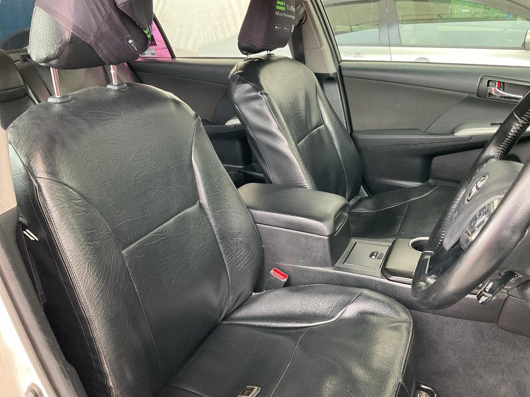 Photo '24' of Toyota Camry Atara S