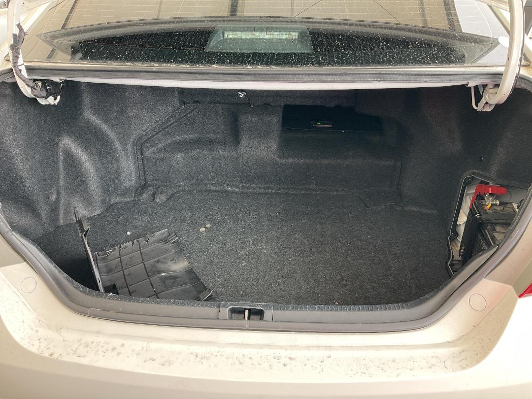 Photo '27' of Toyota Camry Atara S