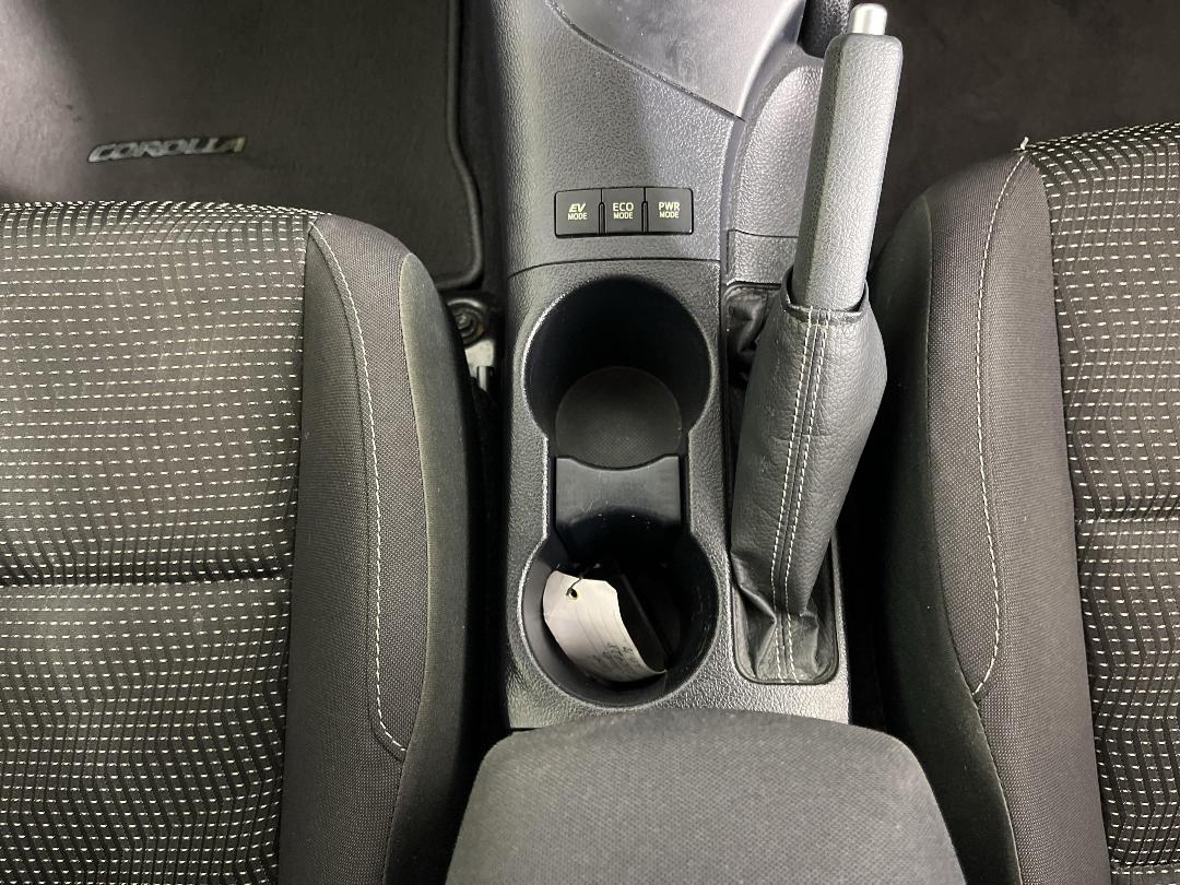 Photo '23' of Toyota Corolla