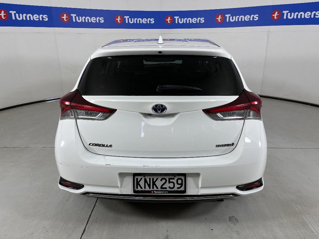 Photo '6' of Toyota Corolla