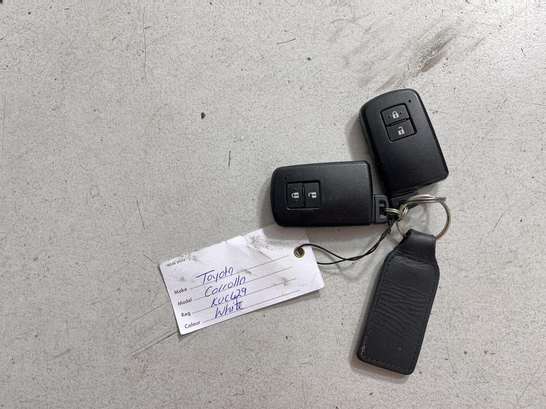 Photo '22' of Toyota Corolla