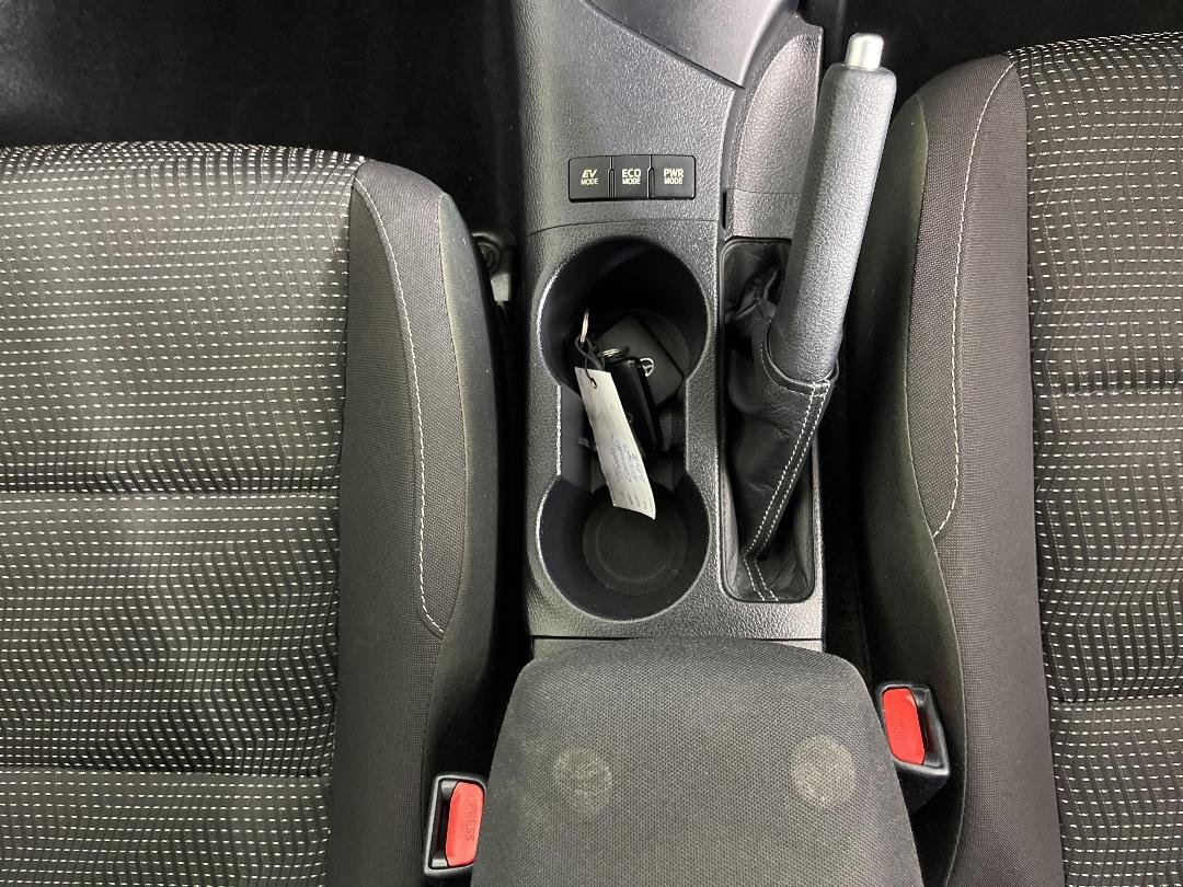 Photo '23' of Toyota Corolla