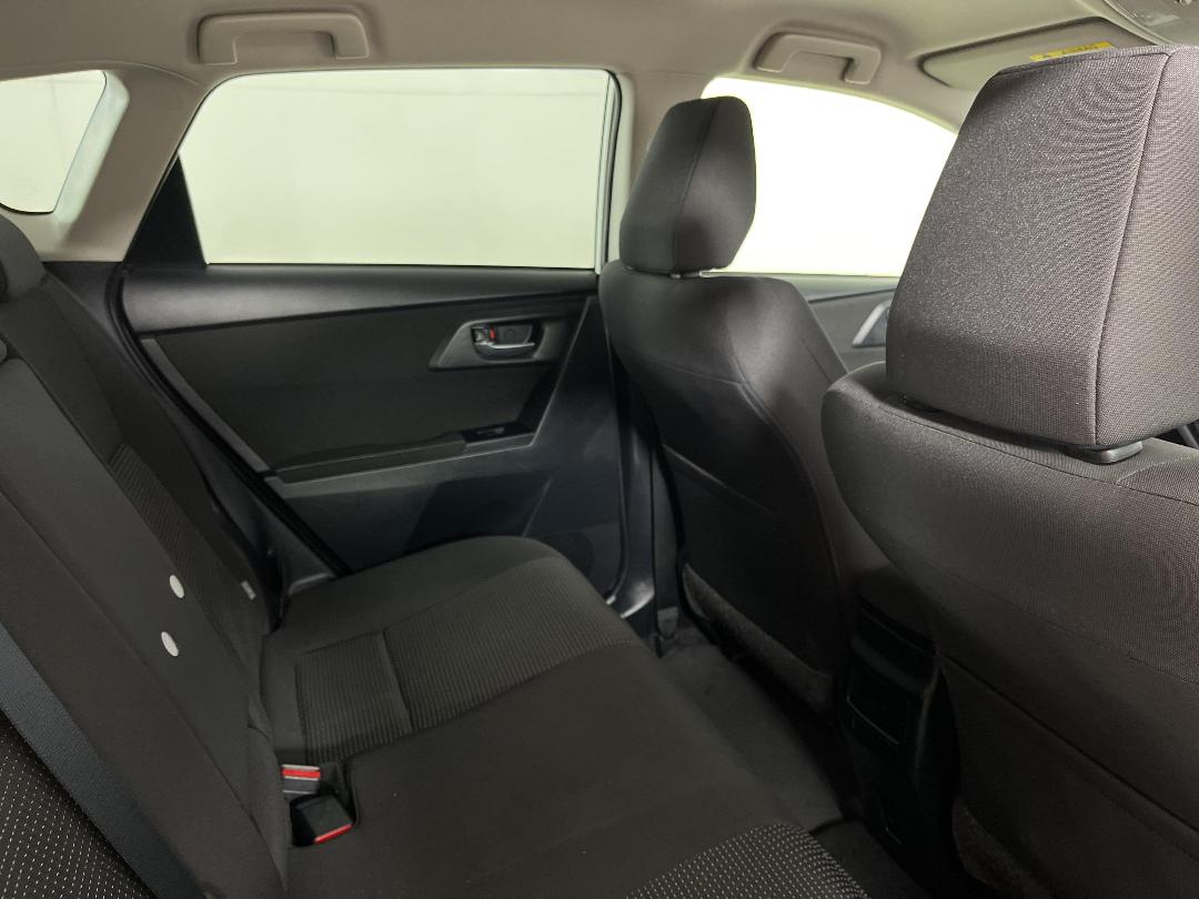 Photo '20' of Toyota Corolla Photo '20' of Toyota Corolla