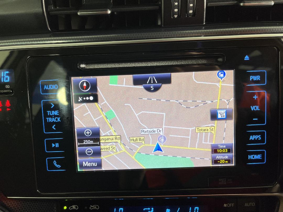 Photo '27' of Toyota Corolla Photo '27' of Toyota Corolla