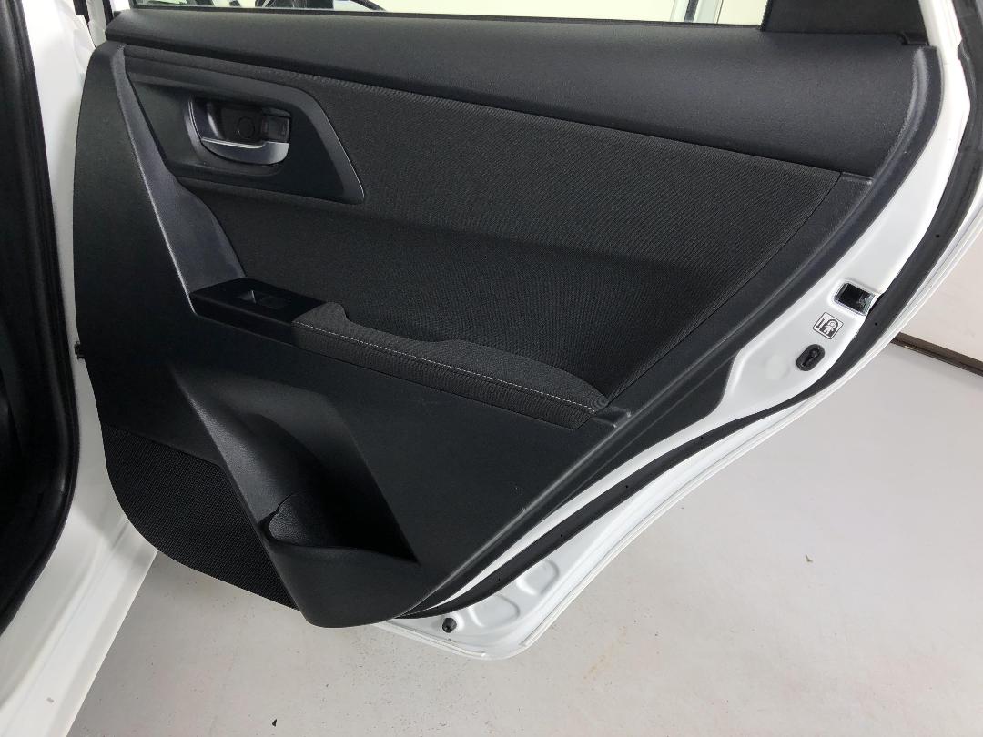 Photo '19' of Toyota Corolla Photo '19' of Toyota Corolla