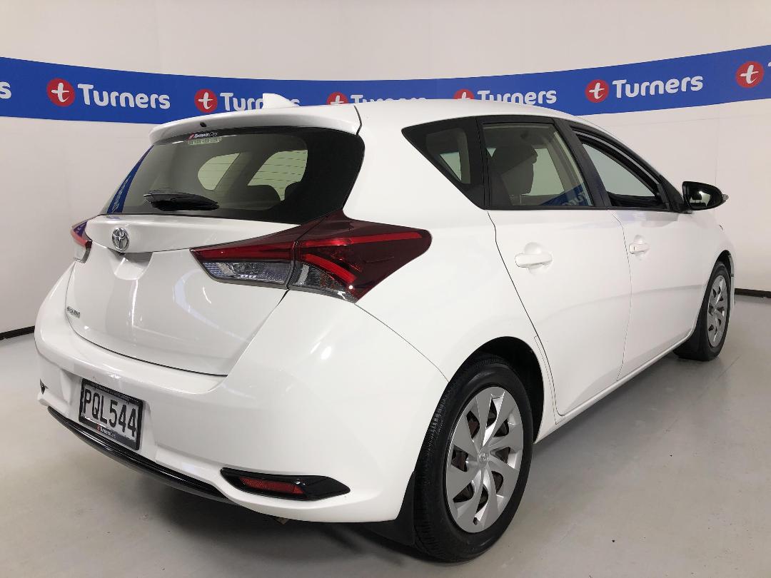 Photo '7' of Toyota Corolla