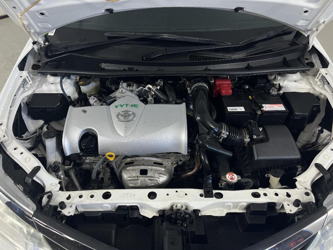 Photo '13' of Toyota Corolla