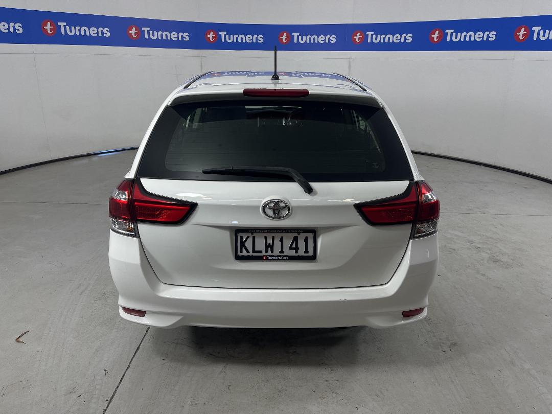 Photo '6' of Toyota Corolla