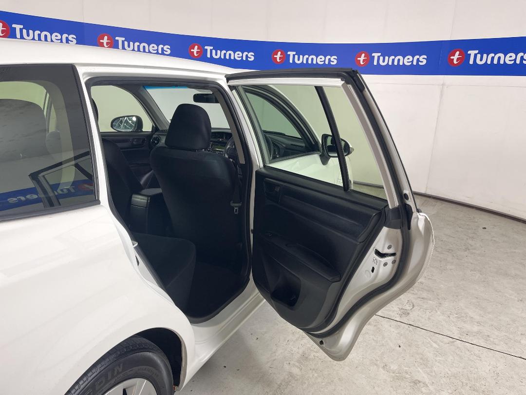 Photo '19' of Toyota Corolla