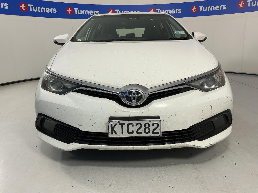 Photo '3' of Toyota Corolla GX Photo '3' of Toyota Corolla GX