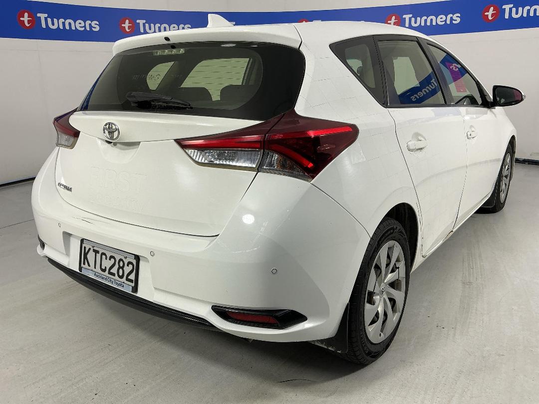 Photo '7' of Toyota Corolla GX Photo '7' of Toyota Corolla GX