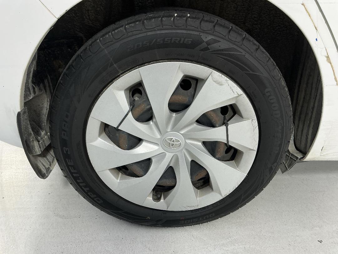 Photo '8' of Toyota Corolla GX Photo '8' of Toyota Corolla GX