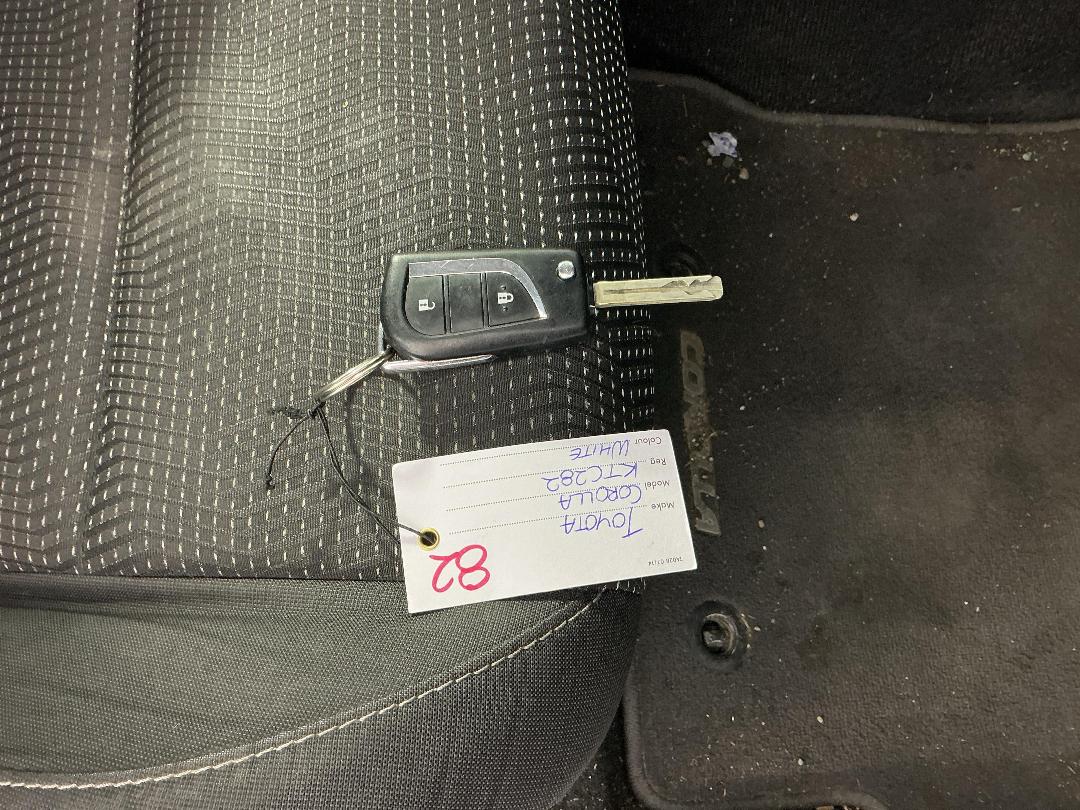 Photo '15' of Toyota Corolla GX Photo '15' of Toyota Corolla GX