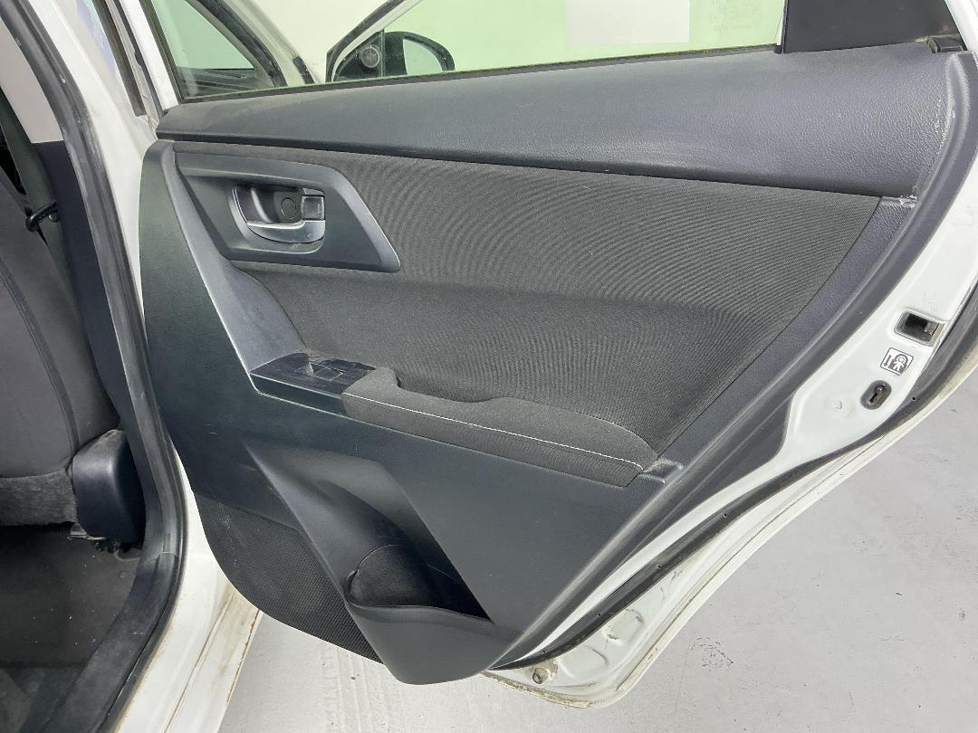 Photo '17' of Toyota Corolla GX Photo '17' of Toyota Corolla GX