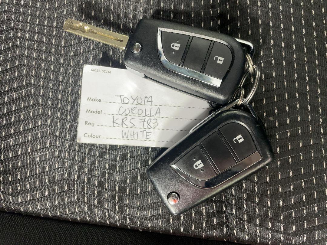 Photo '22' of Toyota Corolla