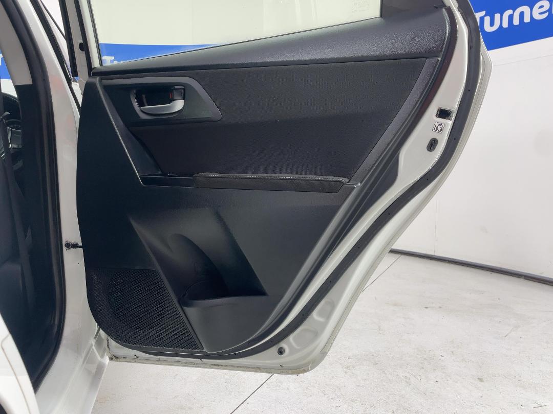 Photo '19' of Toyota Corolla