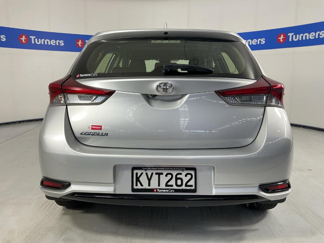 Photo '6' of Toyota Corolla