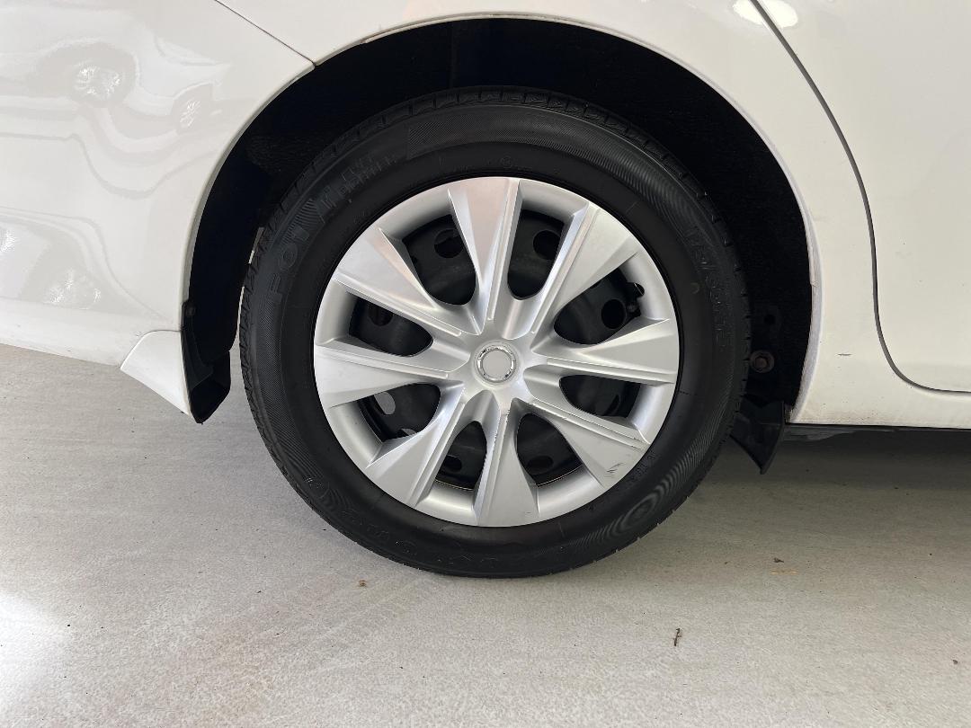 Photo '12' of Toyota Corolla Photo '12' of Toyota Corolla