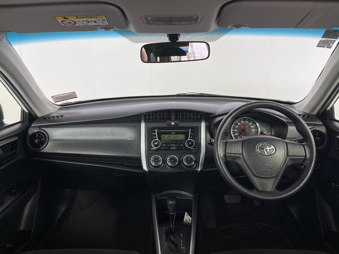 Photo '17' of Toyota Corolla Photo '17' of Toyota Corolla