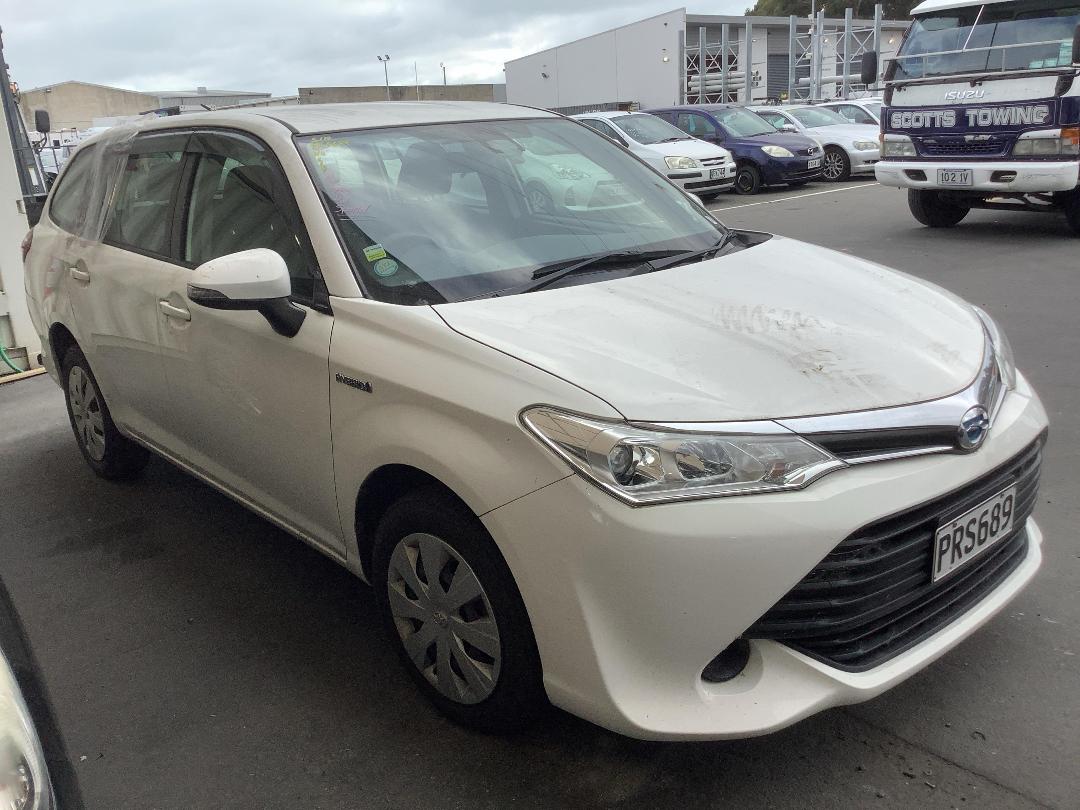 Photo '4' of Toyota Corolla Fielder Photo '4' of Toyota Corolla Fielder