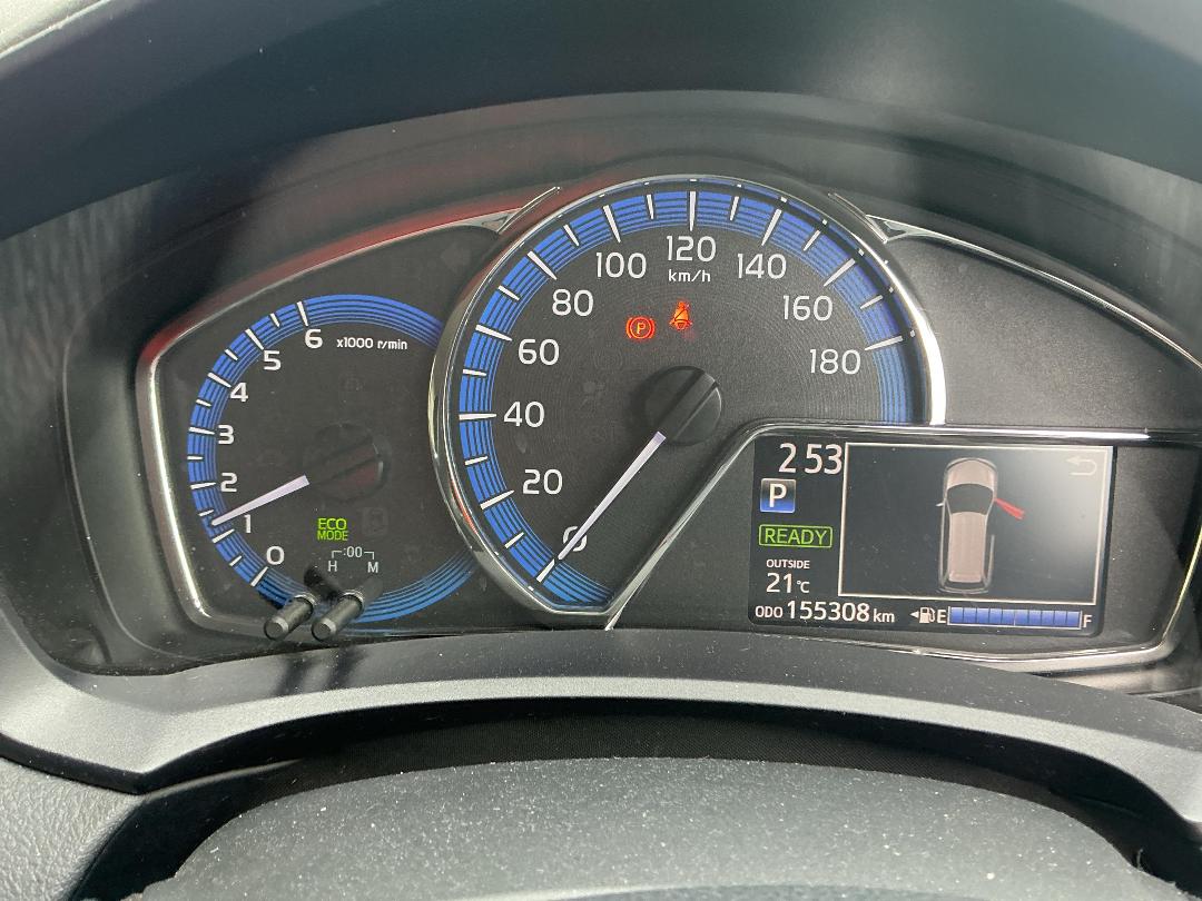 Photo '11' of Toyota Corolla Fielder Hybrid Photo '11' of Toyota Corolla Fielder Hybrid