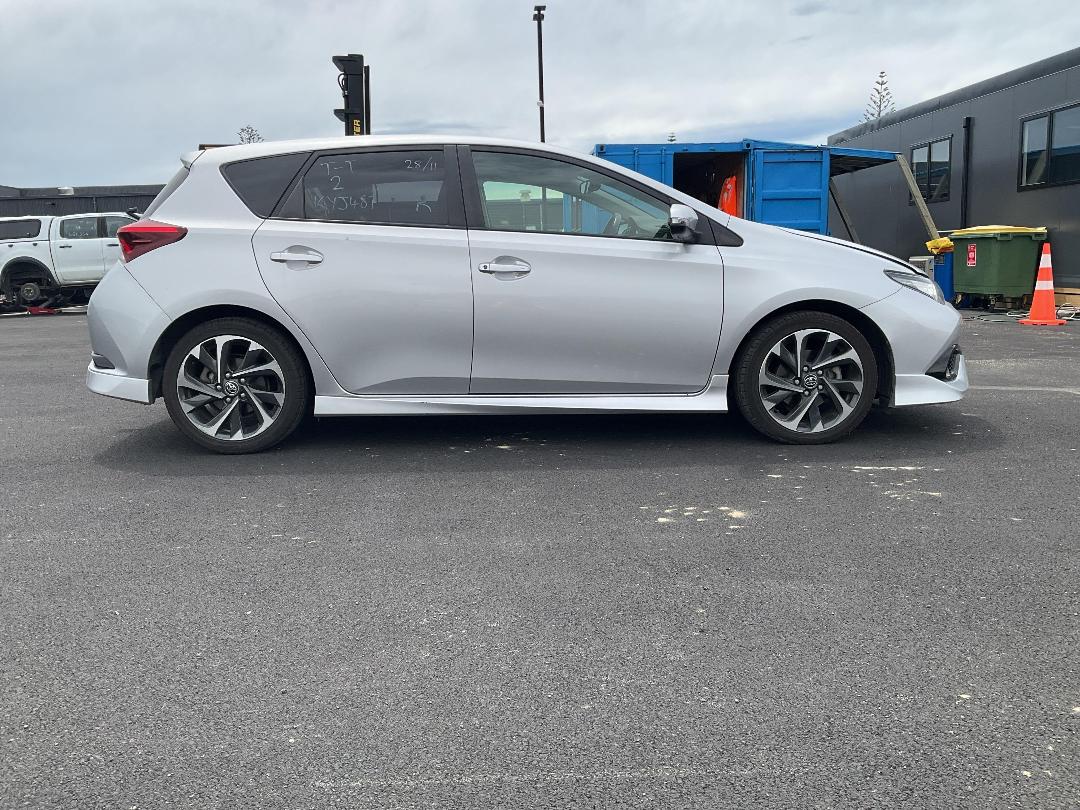 Photo '2' of Toyota Corolla Levin SX Photo '2' of Toyota Corolla Levin SX