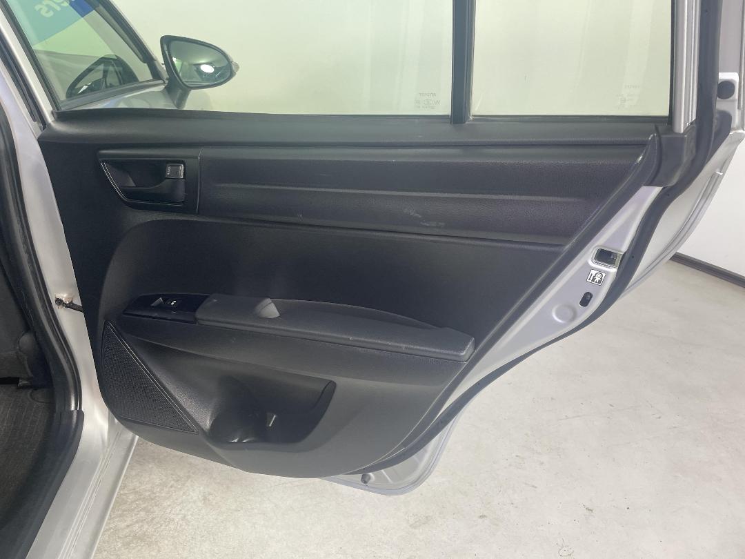 Photo '19' of Toyota Corolla Photo '19' of Toyota Corolla