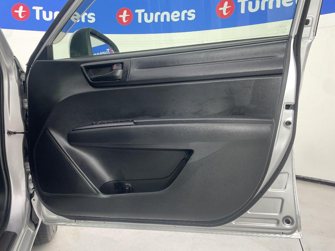 Photo '15' of Toyota Corolla Photo '15' of Toyota Corolla