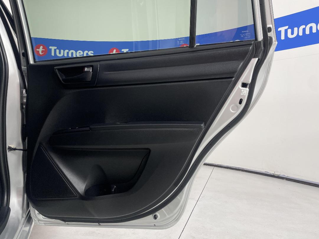 Photo '19' of Toyota Corolla Photo '19' of Toyota Corolla