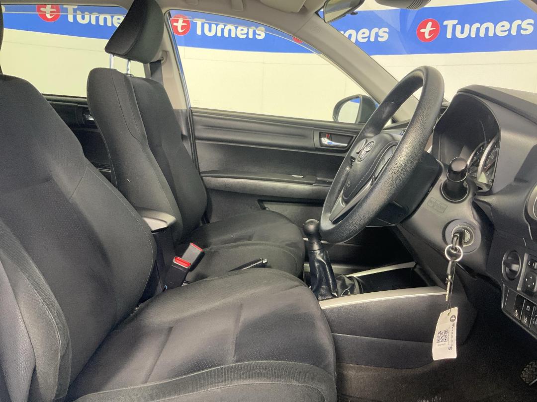 Photo '16' of Toyota Corolla