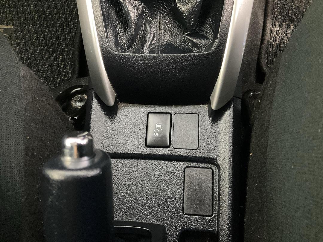 Photo '29' of Toyota Corolla