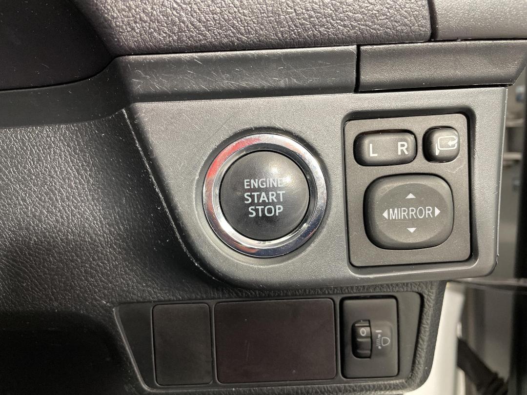 Photo '27' of Toyota Corolla