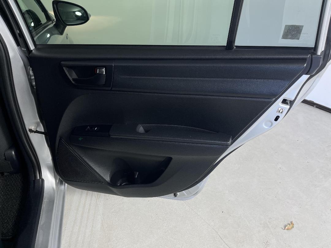 Photo '19' of Toyota Corolla