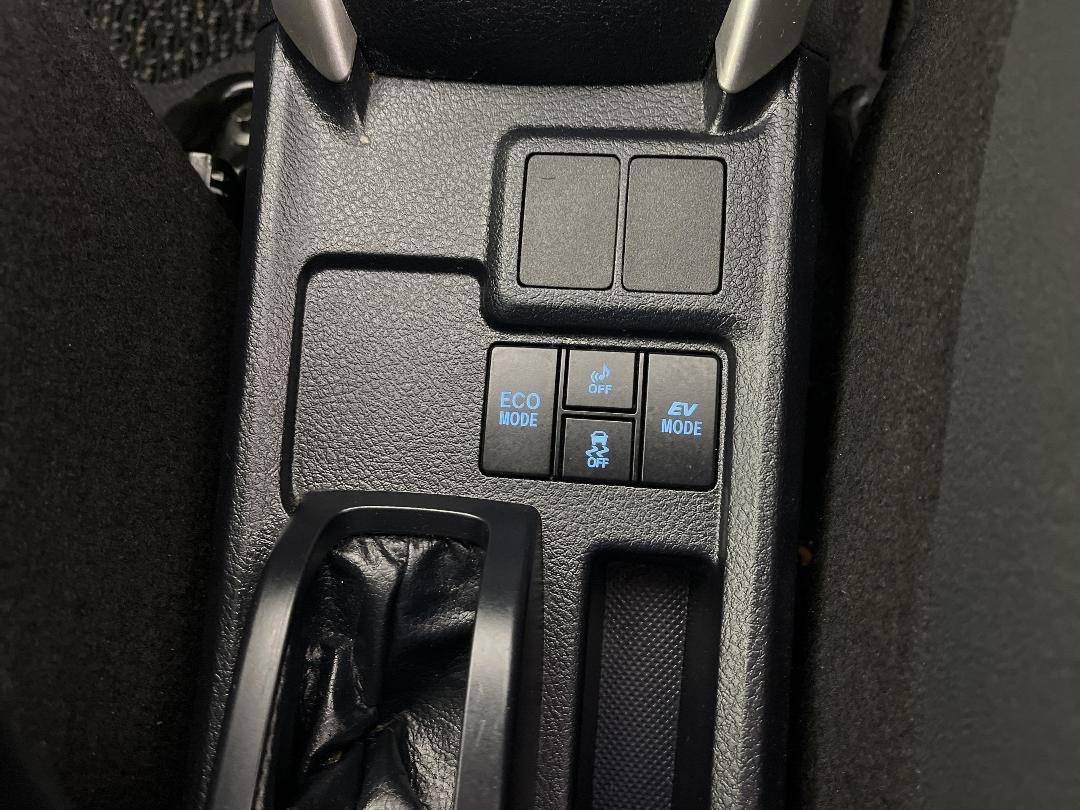 Photo '29' of Toyota Corolla