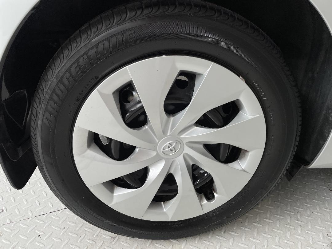 Photo '12' of Toyota Corolla