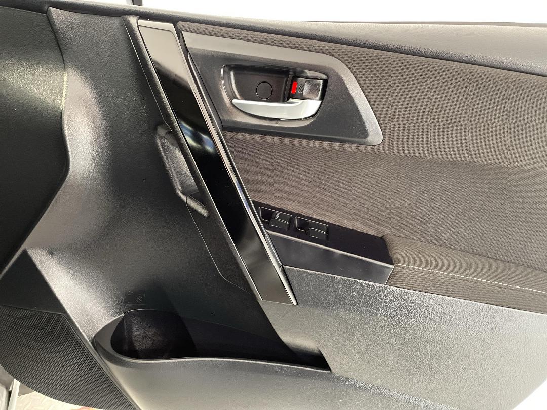 Photo '15' of Toyota Corolla