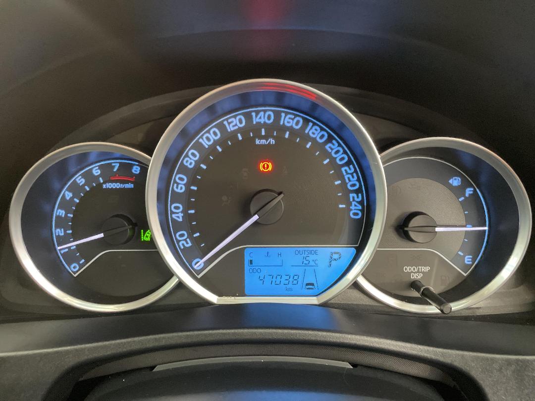 Photo '21' of Toyota Corolla