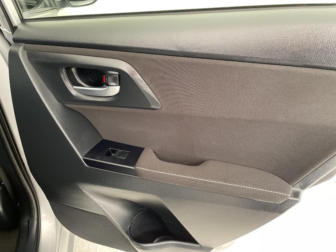 Photo '19' of Toyota Corolla