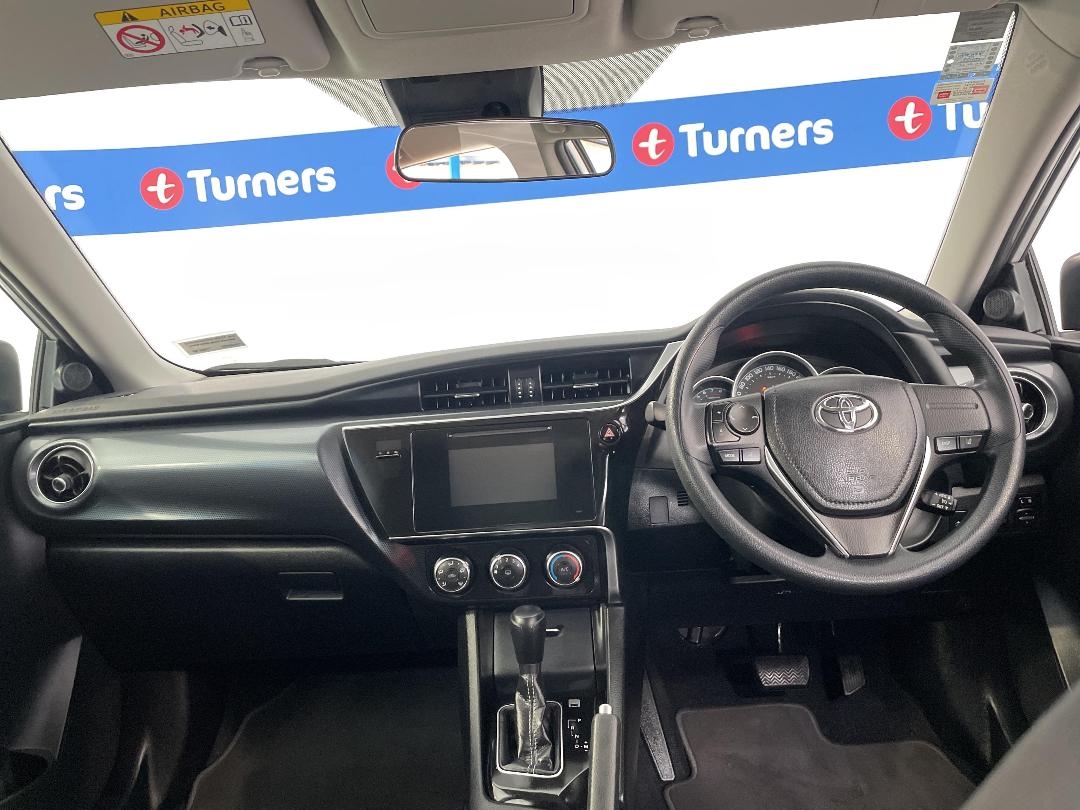 Photo '17' of Toyota Corolla