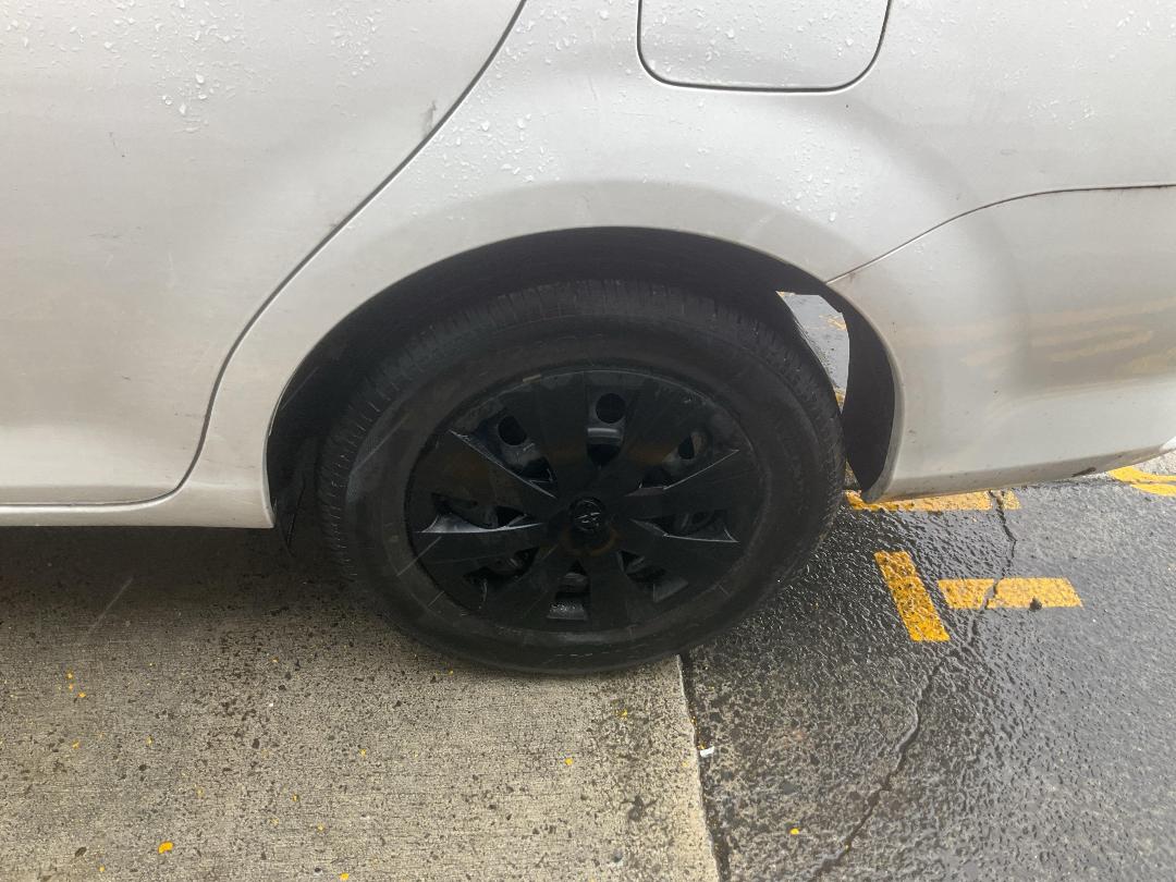 Photo '16' of Toyota Corolla Fielder Hybrid Photo '16' of Toyota Corolla Fielder Hybrid