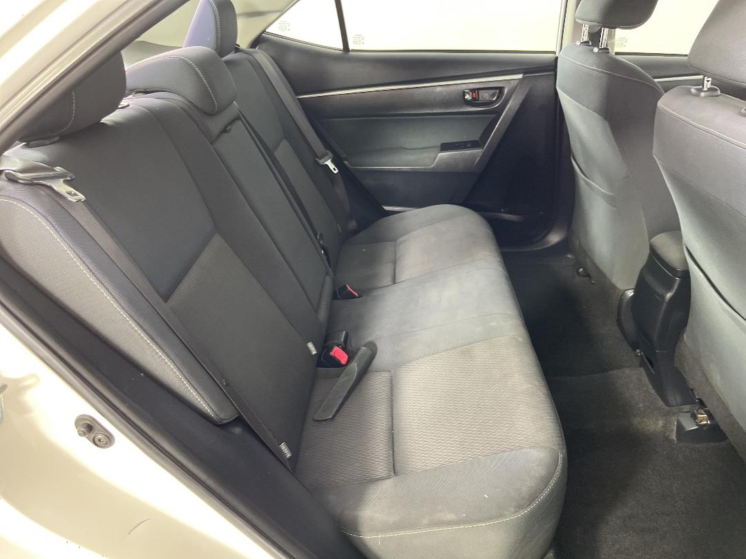 Photo '20' of Toyota Corolla